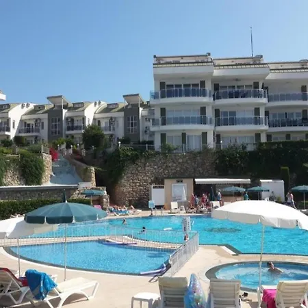 Sunset Beach Vip Appartement *